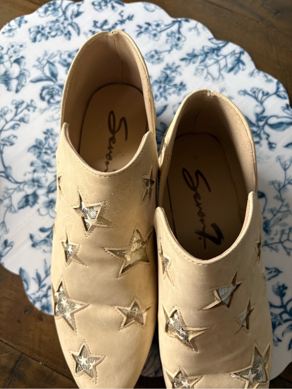 Seven7 Beige Star Cutout Ankle Booties - Picture 6 of 6